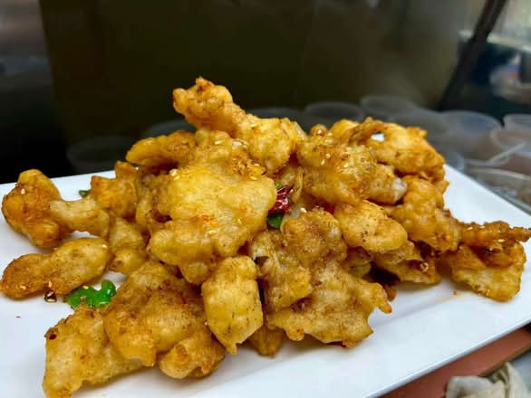 孜然椒盐鱼片 / Crispy Fish with Spicy Salt, Pepper and Cumin Seed